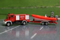SIKU 163600103 F Unimog Feuerwehr mit Boot