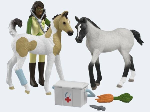 schleich® HorseClub 42777 Sarahs Erste Hilfe Set